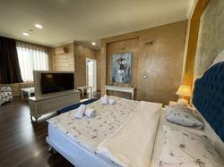 Ida House