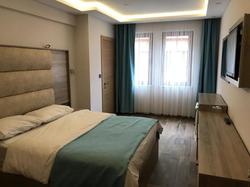 Danis Motel
