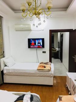 Deluxe Royal Apart