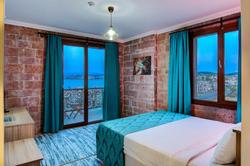 Cunda Bal Konak Otel