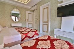 Queensland Hotel Istanbul