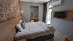 Ramona Lara Hotel