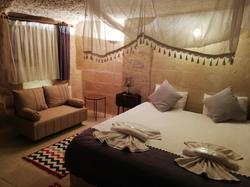 Cronos Cappadocia Cave Hotel
