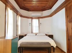 Room Kite Mansion