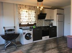 Seraysen Apart