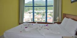 Royal Nas Resort