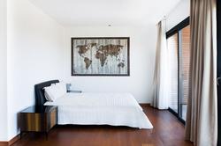 Important Group Villa Hills