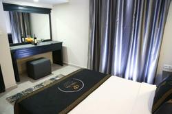 Dream Palace Hotel