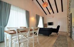 Villa Daisy by Villamnet