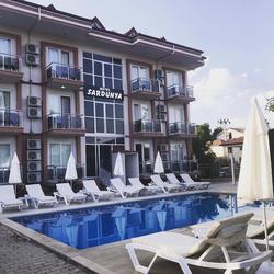 Villa Sardunya