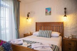 Aymesev Tas Otel