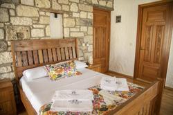 Aymesev Tas Otel