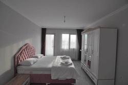 Rosalinda Apartments