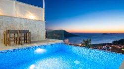 Villa Suel by Lucida Villas