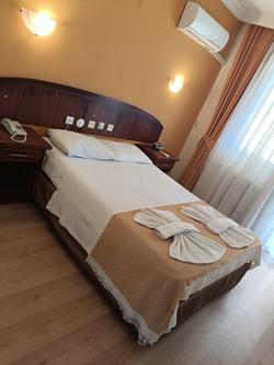 Grand Cnr Hotels