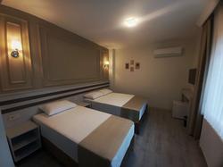 Grand Aura Hotel