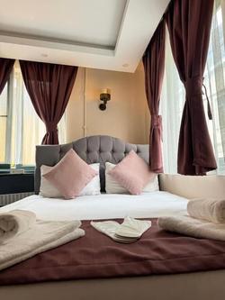 Asmali Pera Hotel