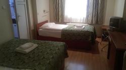 Adapalas Hotel