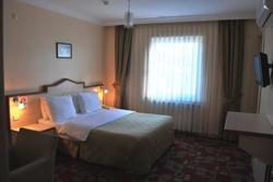 City Hotel