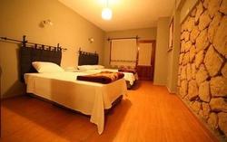Nemrut Kervansaray Hotel