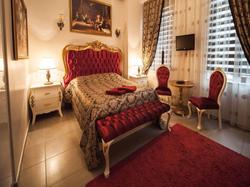 Lamaria Residence