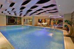 Queen Hotel & Spa