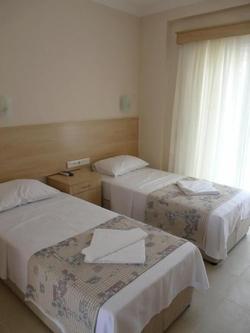 Viras Otel - Ortakent