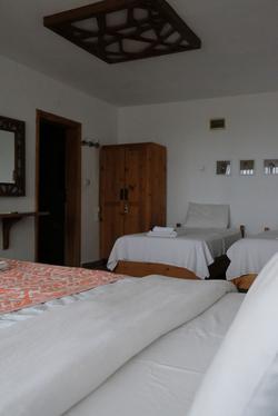 Ceneviz Hotel