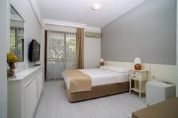 Cesurlar Otel