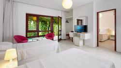 Aytas Hotel