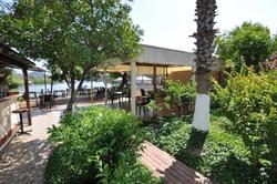Longhouse-Inn Hotel