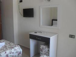Moni Hotel