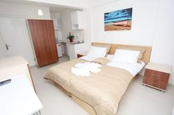 Nicoleport Hotel