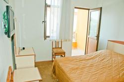 Suzanne Hotel