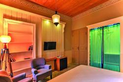 1850 Hotel