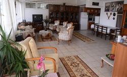 Huzur Hotel
