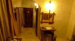 King Cave Hotel