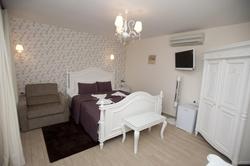 Riva's Club Hotel