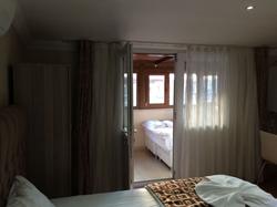 Black Bird Suite Hotel