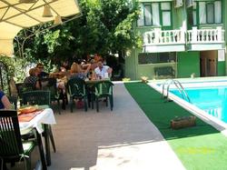 Sevgi Apart