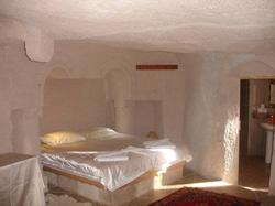 Wonderland Cave Hotel