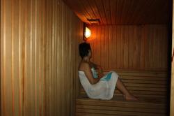 Dr Kushan Hotel