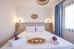 Efharisto Hotel