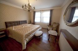 Palation House
