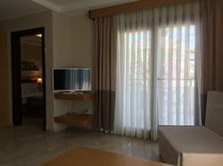 Villanaz Apart Hotel