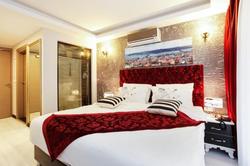 Taksim Doorway Suites