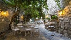 Serin Alacati Butik Otel