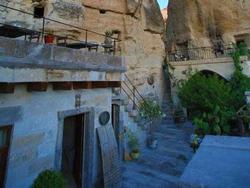 Emilys Cave House