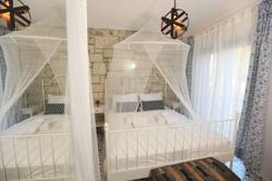 Muhit Alacati Butik Otel