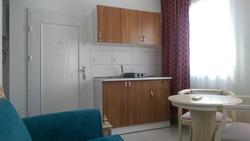 Zuzu's Kitchen & Apartments